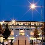 T2 Cosy Avec Jardin Et Parking Gratuit A * טרואה